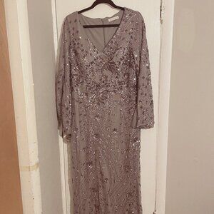 Elegant Plus Size V-Neck Long Sleeve Sequin Gown with Side Slit